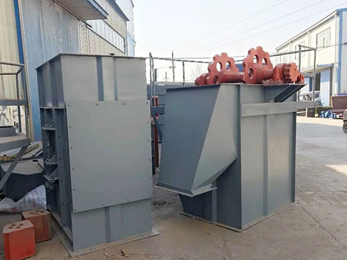 TH型斗式提升機